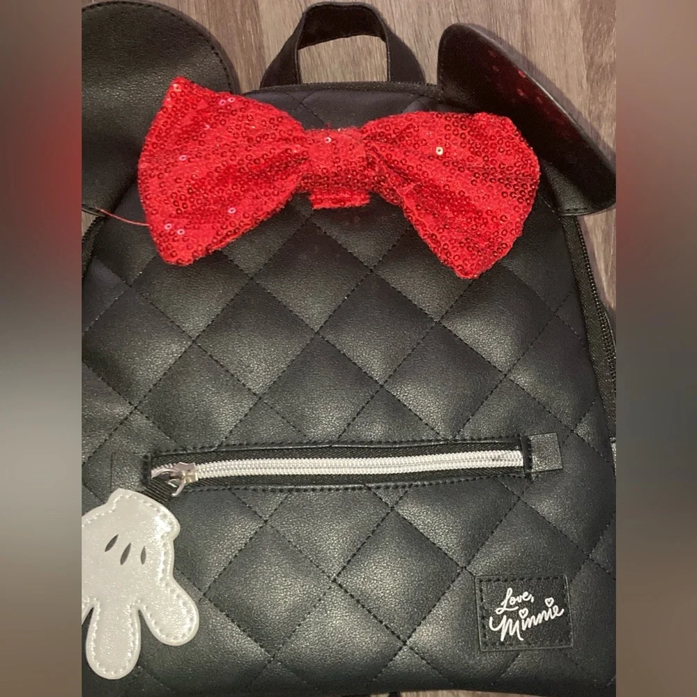 Minnie Mouse quilted sequin mini back pack - Picture 7 of 11